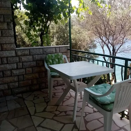 アパート Apartments More Skrivena Luka