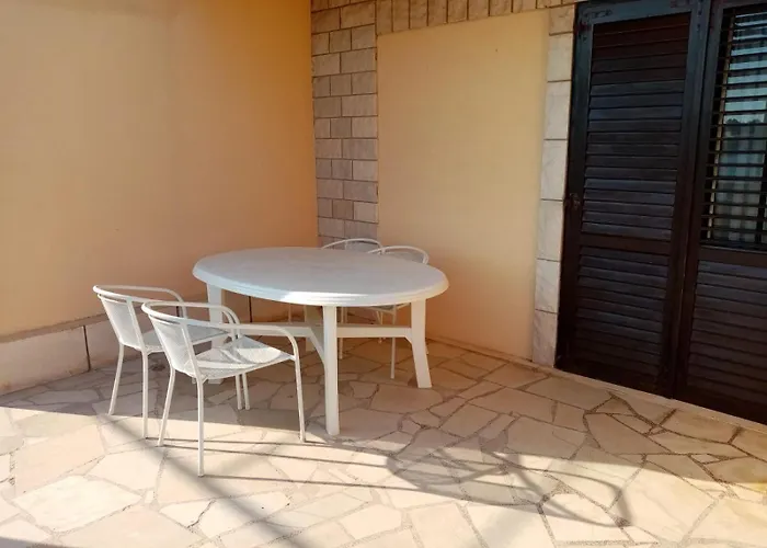 Apartments More 아파트