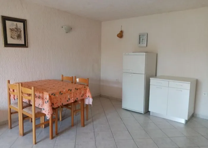 아파트 Apartments More