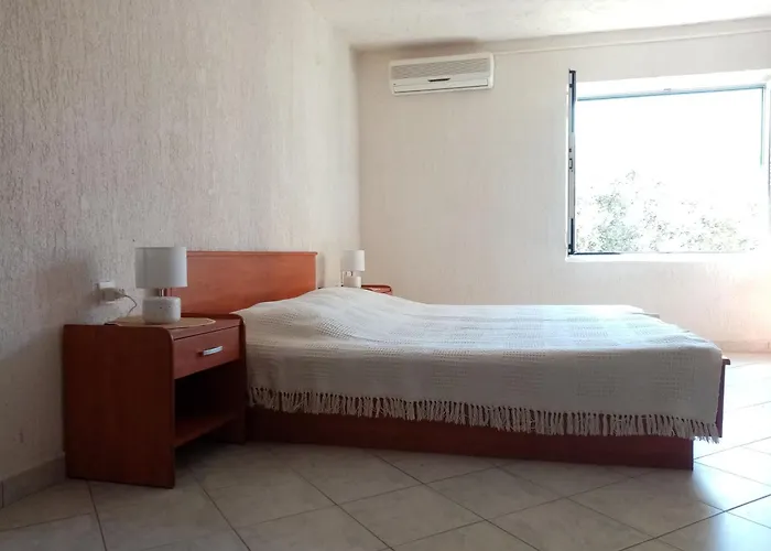 Apartments More Skrivena Luka